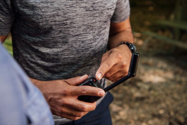 Iridium 9575 Extreme PTT Push-To-Talk Satellite Phone - Image 4