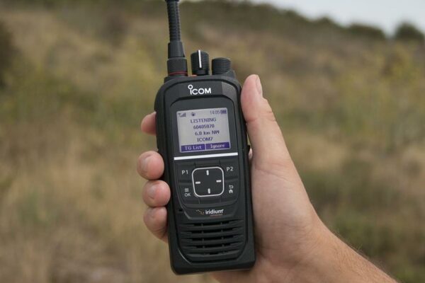 Iridium Icom IC-SAT100 Satellite Radio - Image 4